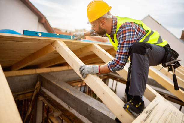 Best Residential Roofing Contractor  in Davenport, IA